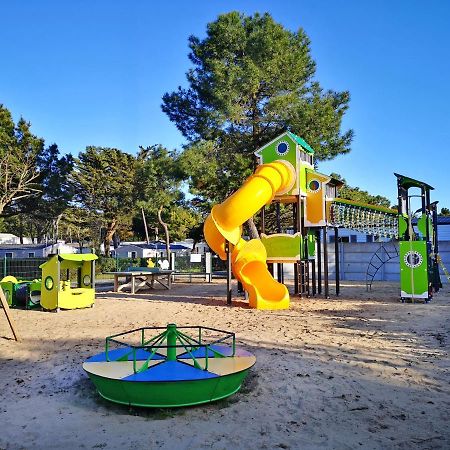 Camping Le Clos Des Pins Otel Saint-Hilaire-de-Riez Dış mekan fotoğraf