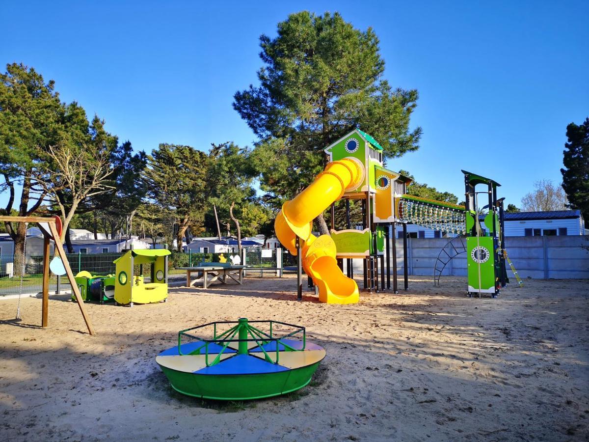 Camping Le Clos Des Pins Otel Saint-Hilaire-de-Riez Dış mekan fotoğraf
