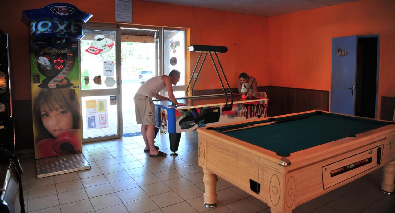 Camping Le Clos Des Pins Otel Saint-Hilaire-de-Riez Dış mekan fotoğraf